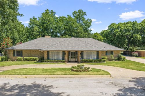 521 Circle Dr, Marietta, OK, 73448-3814 | Card Image