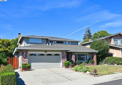 6746 Sapphire St, Dublin, CA, 94568-3476 | Card Image