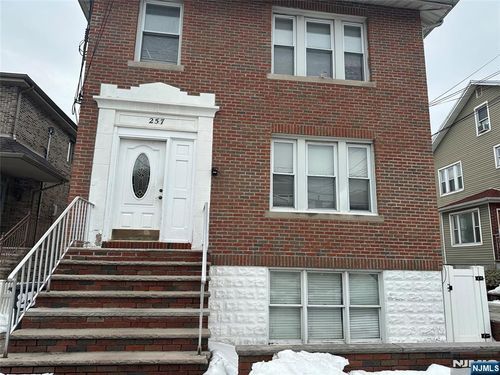 257 Roff Ave, Palisades Park, NJ, 07650-1553 | Card Image