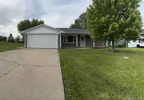 203 Tamarack Hollow Street Sw, Poplar Grove, IL, 61065 | Card Image