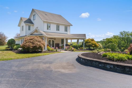 80 Pine Grove Rd, Middletown, NY, 10940-7586 | Card Image