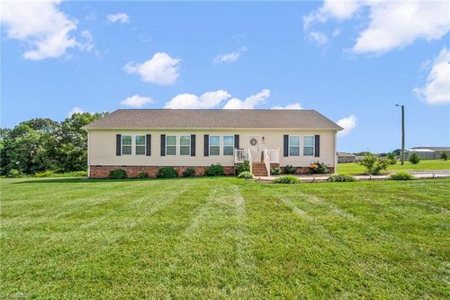 1061 Carson James Dr, Boonville, NC, 27011-8972 | Card Image