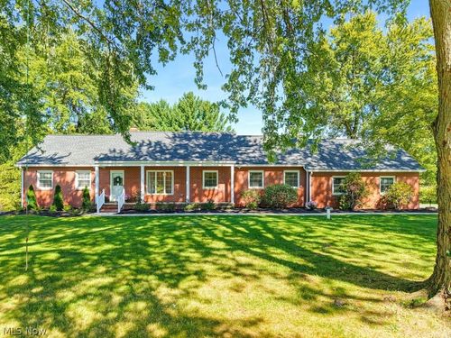 2613 Doug Ave, Hudson, OH, 44236-3206 | Card Image
