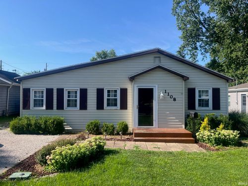 1108 W Heerdink Ave, Evansville, IN, 47710-3875 | Card Image