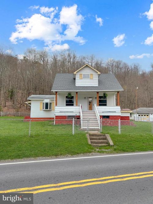 5495 Curwensville Tyrone Hwy, Olanta, PA, 16863-8830 | Card Image