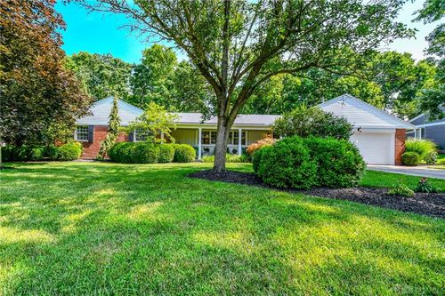 733 Schrubb Dr, Kettering, OH, 45429-1342 | Card Image
