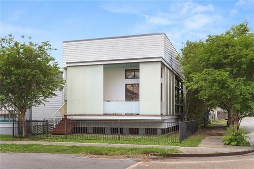 2036 7th Street, New Orleans, LA, 70130 | Card Image