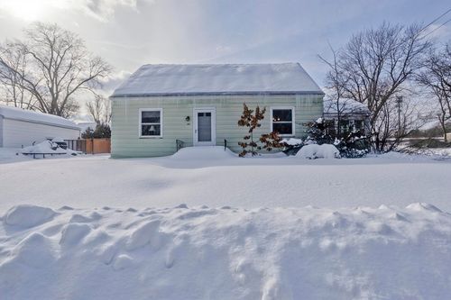 54 Dudley St, Wilbraham, MA, 01095-1005 | Card Image