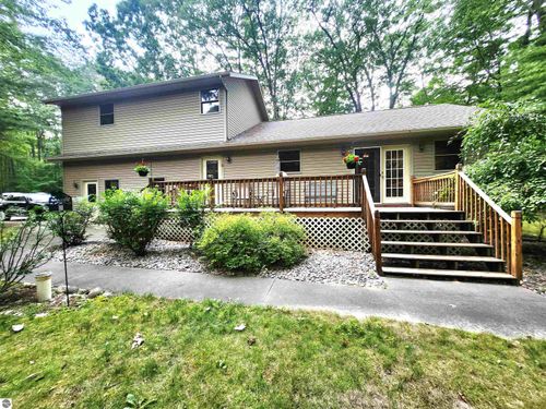 279 Rising Fawn Trl, Roscommon, MI, 48653-9261 | Card Image