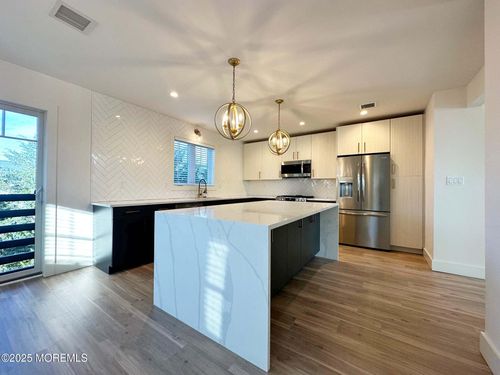 4-2139 Bridge Ave, Point Pleasant Boro, NJ, 08742-4979 | Card Image