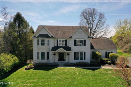 3 Moreland Dr, Mechanicville, NY, 12118-3629 | Card Image