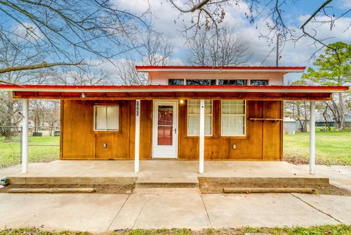 7046 Camp St, Azle, TX, 76020-7150 | Card Image
