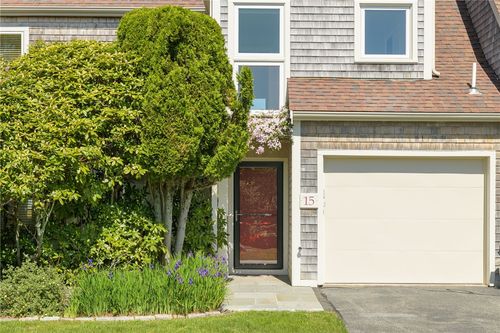 15-15 Hammersmith Road, Newport, RI, 02840 | Card Image