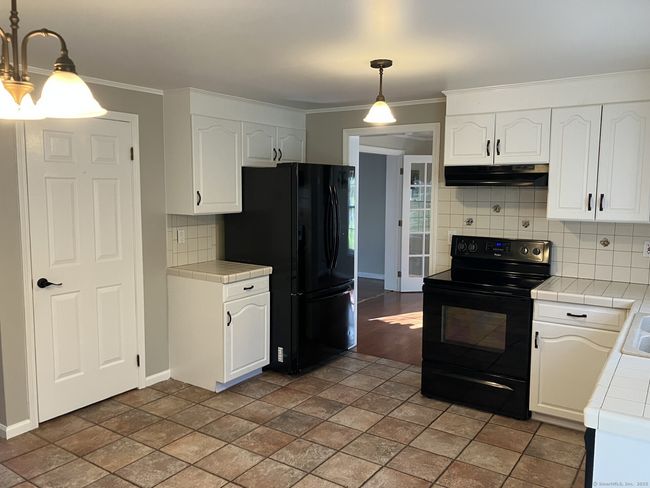 16 Windrush Ln, House other with 3 bedrooms, 3 bathrooms and null parking in Andover CT | Image 5
