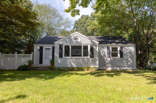 35 School House Rd, Old Saybrook, CT, 06475-4034 | Card Image
