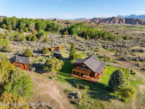 53 Schenck Ln, Dubois, WY, 82513-5096 | Card Image