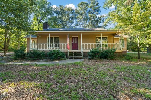 325 Laws Rd, Sanford, NC, 27332-0994 | Card Image