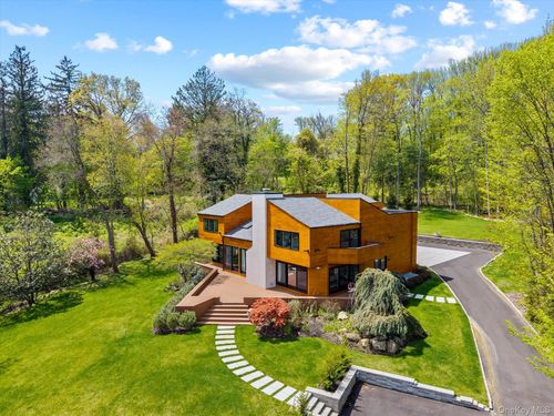 369 E Shore Rd, Great Neck, NY, 11023-1707 | Card Image