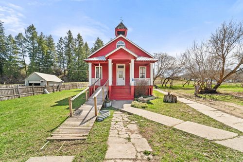 1696D W Blue Creek Rd, Chewelah, WA, 99109-9706 | Card Image