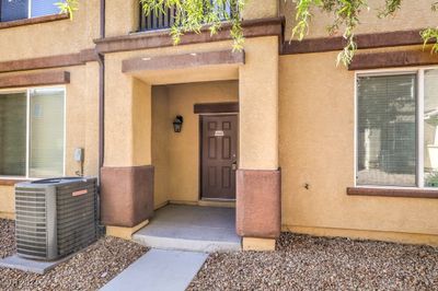 4542 Townwall Street, Townhouse with 3 bedrooms, 2 bathrooms and null parking in Las Vegas NV | Image 3