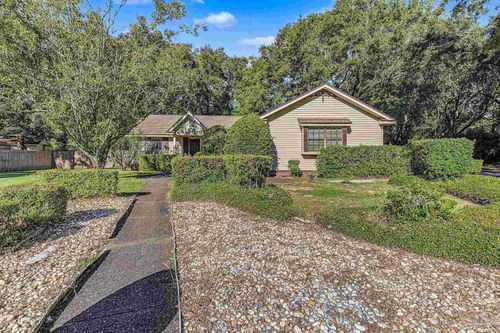 10068 Fox Run Cir, Pensacola, FL, 32514 | Card Image