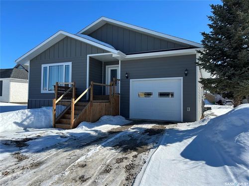 2909 Albert St, Carrot River, SK, S0E0L0 | Card Image