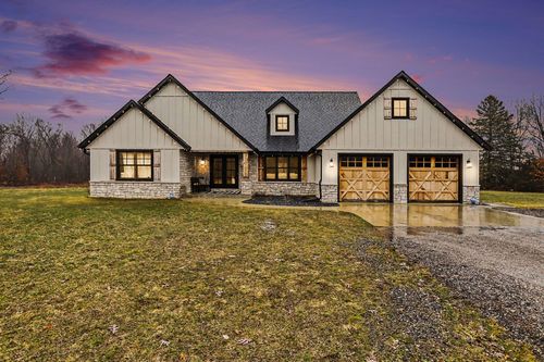 15068 Mohney Lake Rd, Three Rivers, MI, 49093-9717 | Card Image