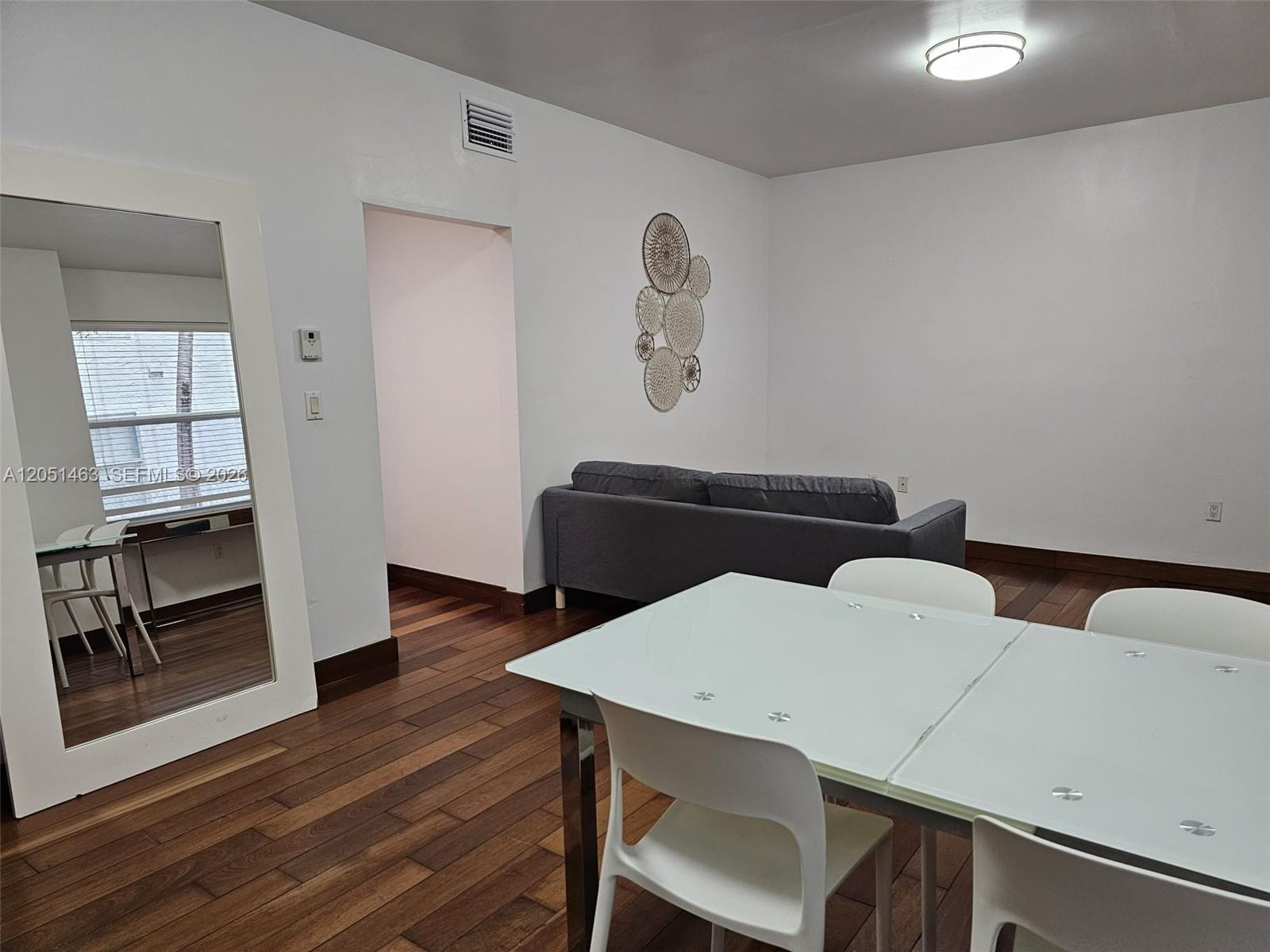 Residential Lease in Miami Beach 4