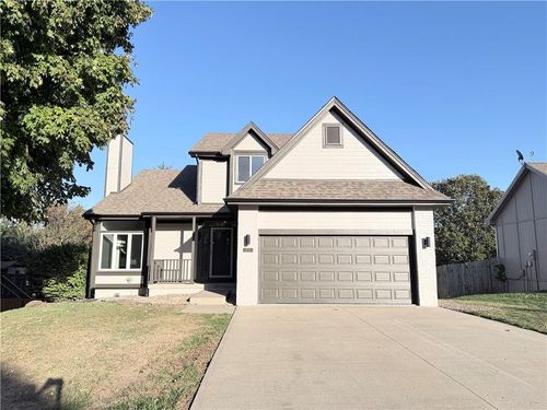 7115 N Corrington Ave, Kansas City, MO, 64119-5341 | Card Image