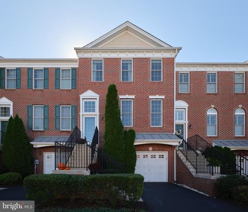 3017 Dorchester St E, FURLONG, PA, 18925-1553 | Card Image