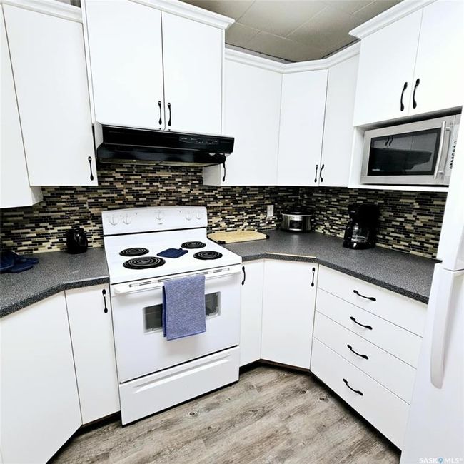 31 Main St, House other with 1 bedrooms, 1 bathrooms and 2 parking in Manor SK | Image 9
