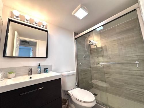 apt-319-6010 S Falls Circle Dr, Lauderhill, FL, 33319-6910 | Card Image