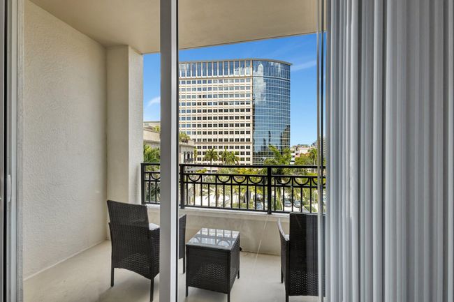 APT-504 - 550 Okeechobee Blvd, Condo with 2 bedrooms, 2 bathrooms and null parking in West Palm Beach FL | Image 13
