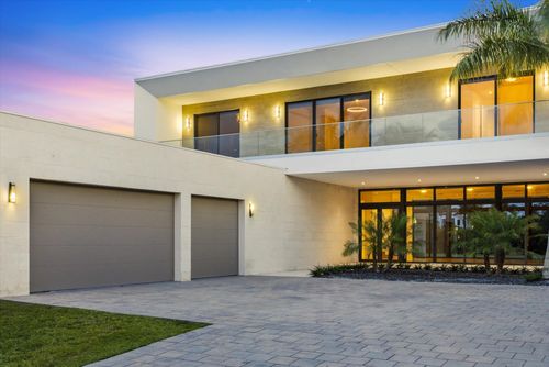 16570 Sunset Way, Weston, FL, 33326-1076 | Card Image