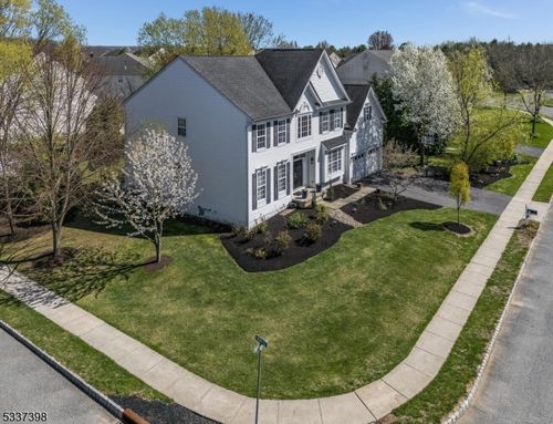 36 Crestview Dr, Clinton, NJ, 08809-2046 | Card Image
