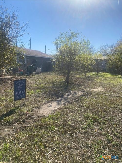 1534 Lamar St, San Antonio, TX, 78202-1536 | Card Image