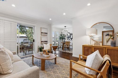 apt-111-150 Sharene Ln, Walnut Creek, CA, 94596-4779 | Card Image