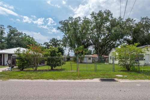114 8th Eloise St, Winter Haven, FL, 33880-5523 | Card Image