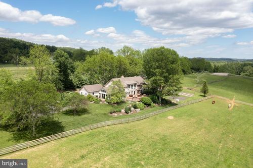 2965 Adams Way, RIEGELSVILLE, PA, 18077-9772 | Card Image