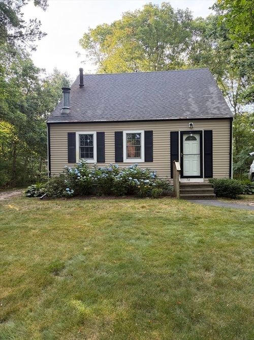 78 Jasper Rd, Marstons Mills, MA, 02648-1032 | Card Image