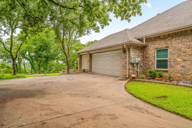 114 Fawn Trl, House other with 2 bedrooms, 2 bathrooms and null parking in Graham TX | Image 31