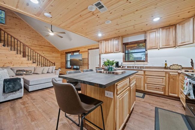 256 Water Oak, House other with 1 bedrooms, 2 bathrooms and null parking in Livingston TX | Image 13