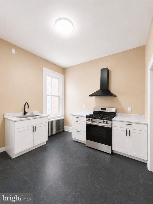 4210 W Girard Ave, PHILADELPHIA, PA, 19104-1013 | Card Image