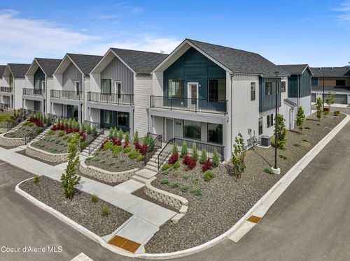 1037 E Railroad Ave, Post Falls, ID, 83854-8639 | Card Image