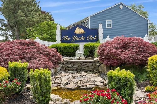 unit-85-100 Baker Ct, Island Park, NY, 11558-2269 | Card Image