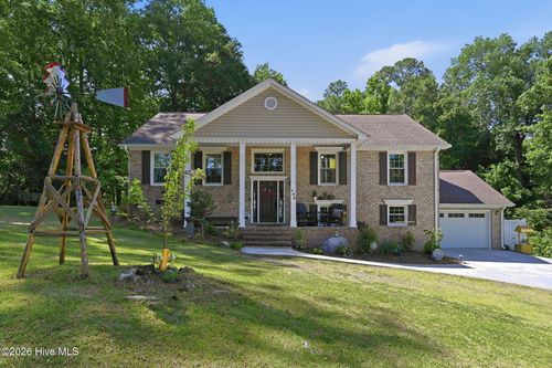 103 Courtland Dr, Jacksonville, NC, 28546-6017 | Card Image