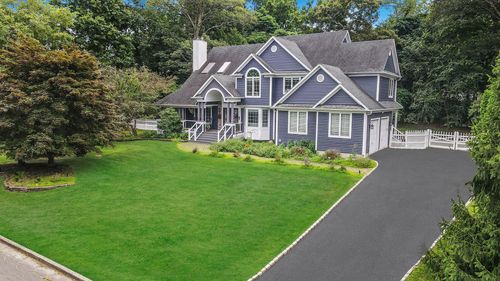 12 Griffen Ct, Miller Place, NY, 11764-1431 | Card Image