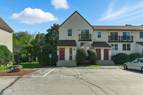 18 E Ridge Rd, Merrimack, NH, 03054-4455 | Card Image