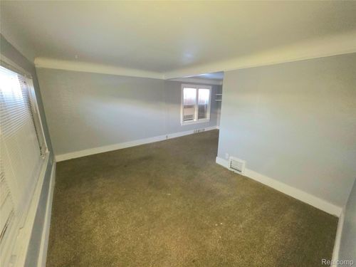 15786 Cruse St, Detroit, MI, 48227-3311 | Card Image