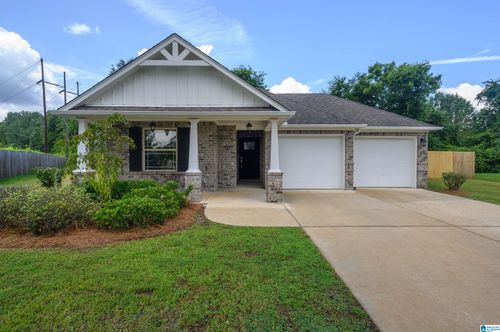 7035 Glenwood Ln, MOODY, AL, 35004-1100 | Card Image